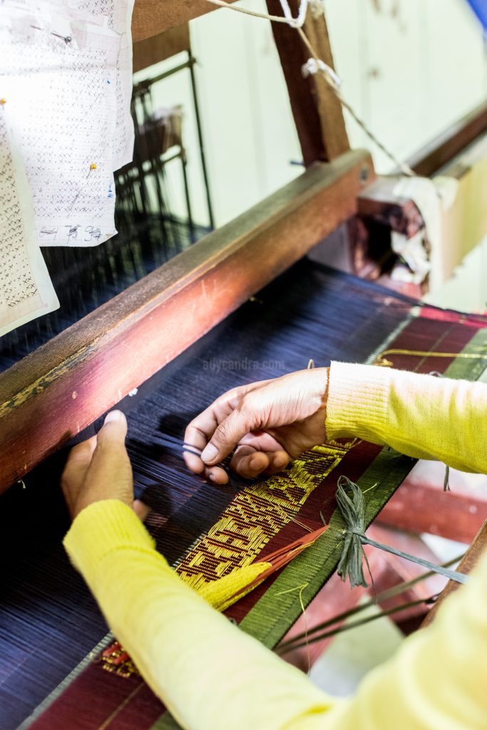 Proses Songket 4