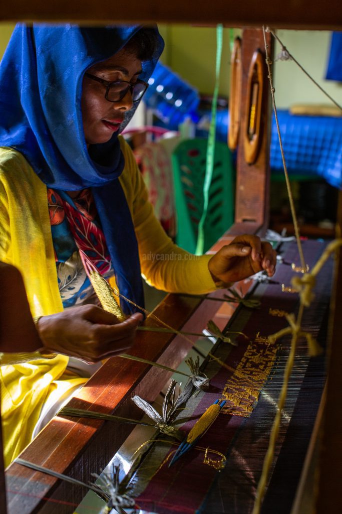 Proses Songket